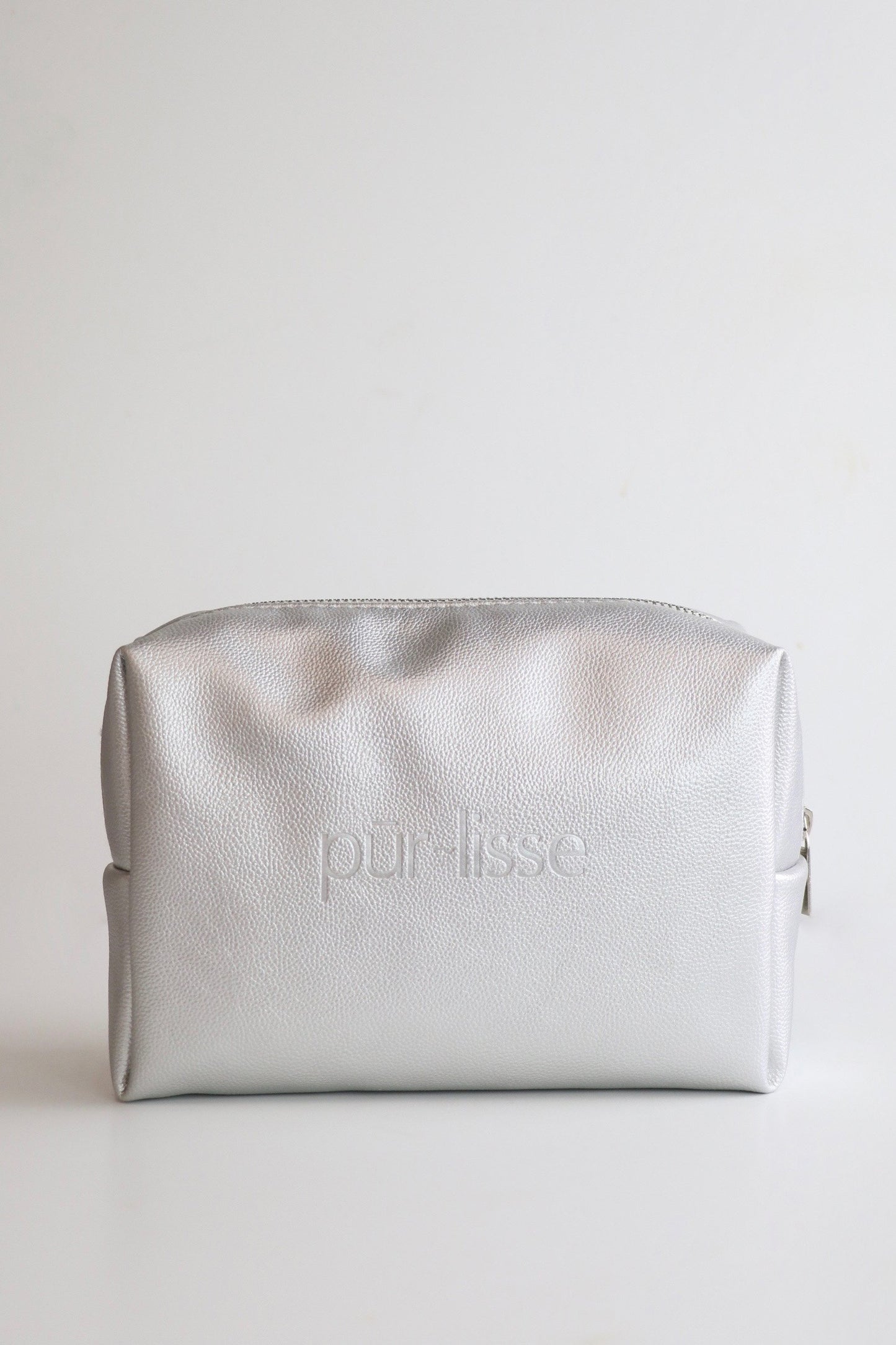 Silver Cosmetics Bag3