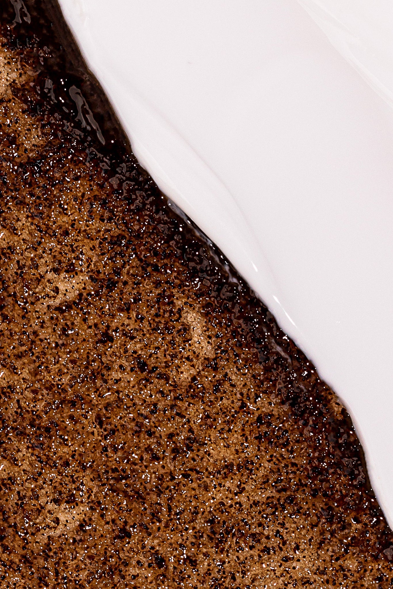 Coconut Oil + Coffee Sugar Body Scrub purlisse