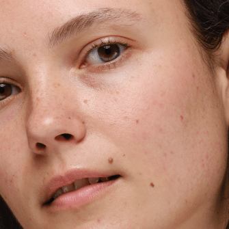 Light | TRAVEL - Perfect Glow BB Concealer6